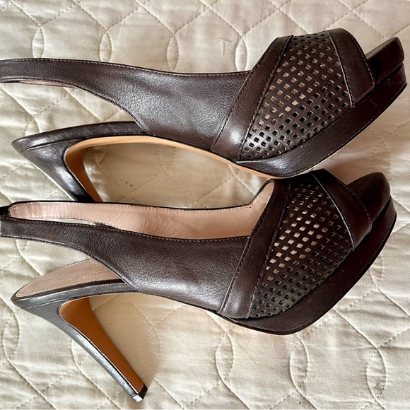 Elie Tahari open toe sling back pumps - Picture 4 of 6